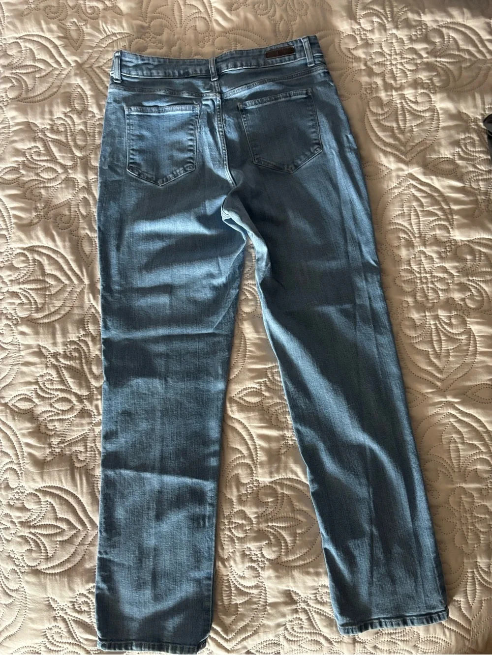 Lee classic straight
